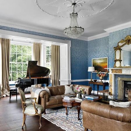 コーク Dripsey Castle Estateヴィラ エクステリア 写真