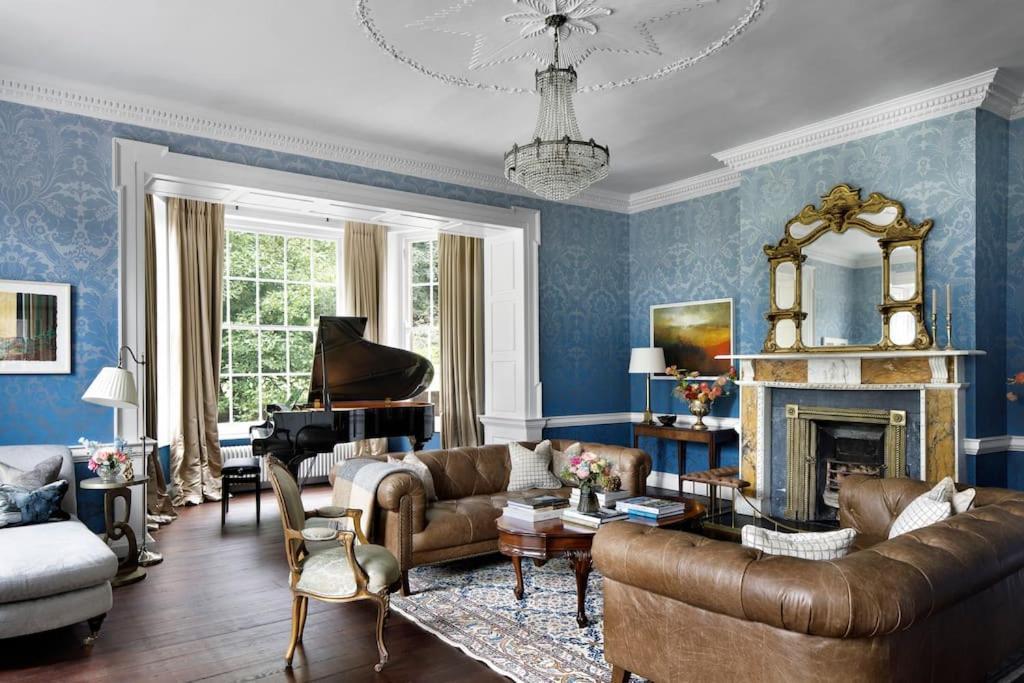 コーク Dripsey Castle Estateヴィラ エクステリア 写真