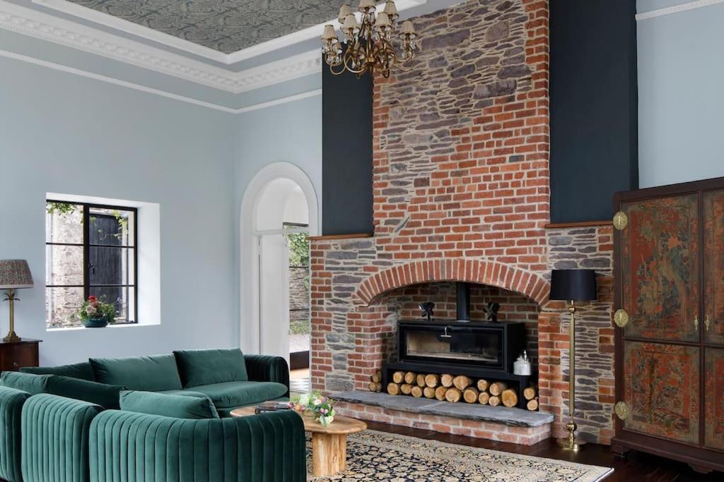 コーク Dripsey Castle Estateヴィラ エクステリア 写真